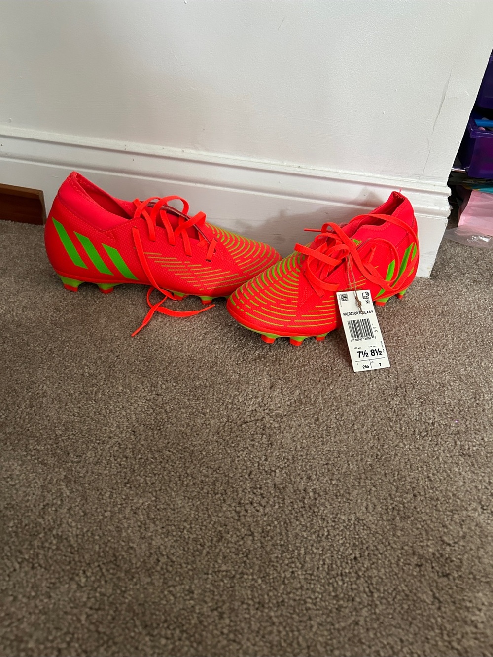Adidas predator edge.4 S F red and green